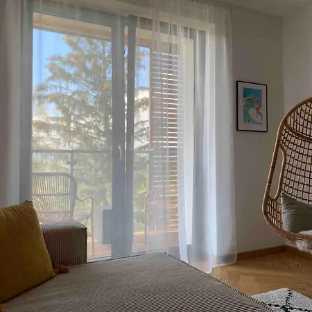 Botka Apartman, *