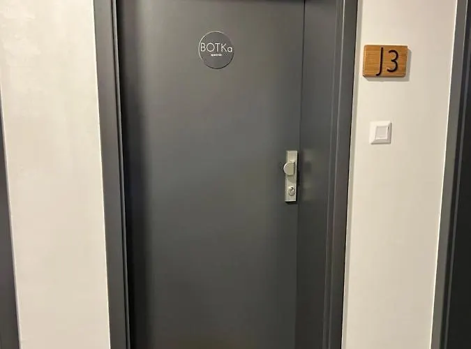 アパート Botka Apartman,